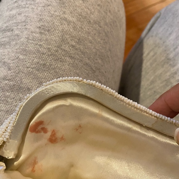 Beaded handbag with handle - Picture 5 of 5